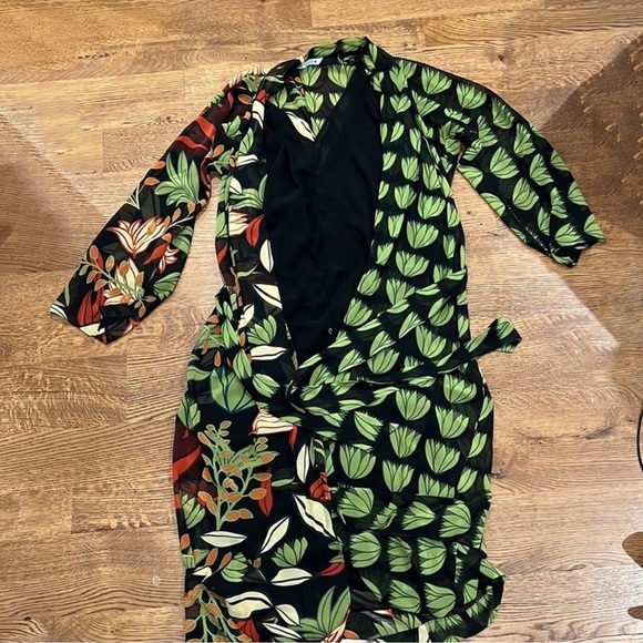 Zara Women’s Black Dress With Green and Red Robe Attached Size Small - Picture 1 of 5